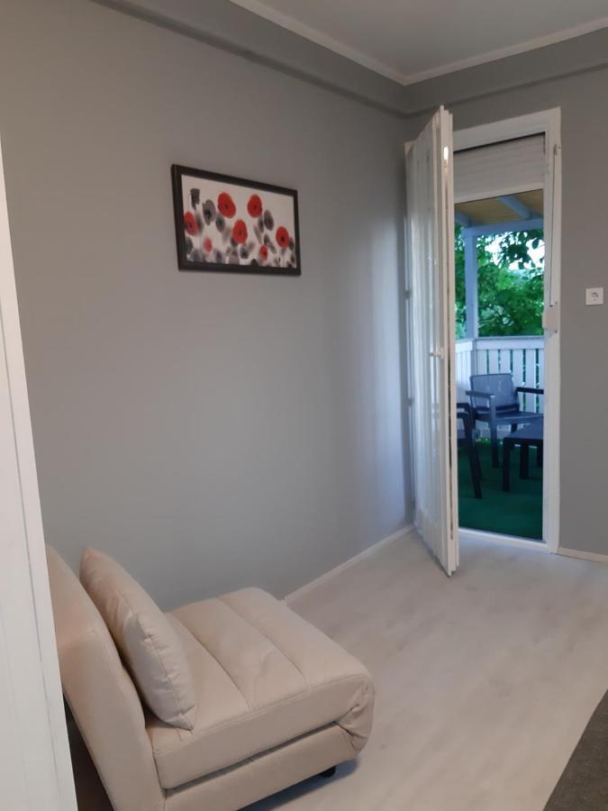 Ferienwohnung Jade Vendeghaz Pápa Exterior foto
